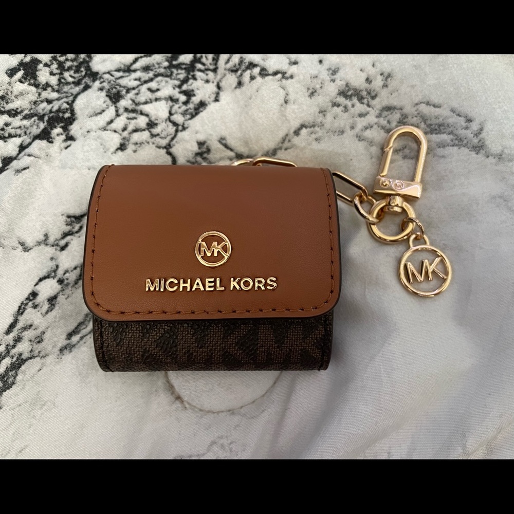 Michaek Kors Case for Apple AirPods